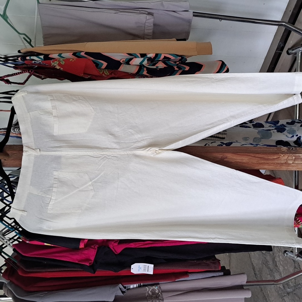 Linen Slacks - Picture 3 of 4